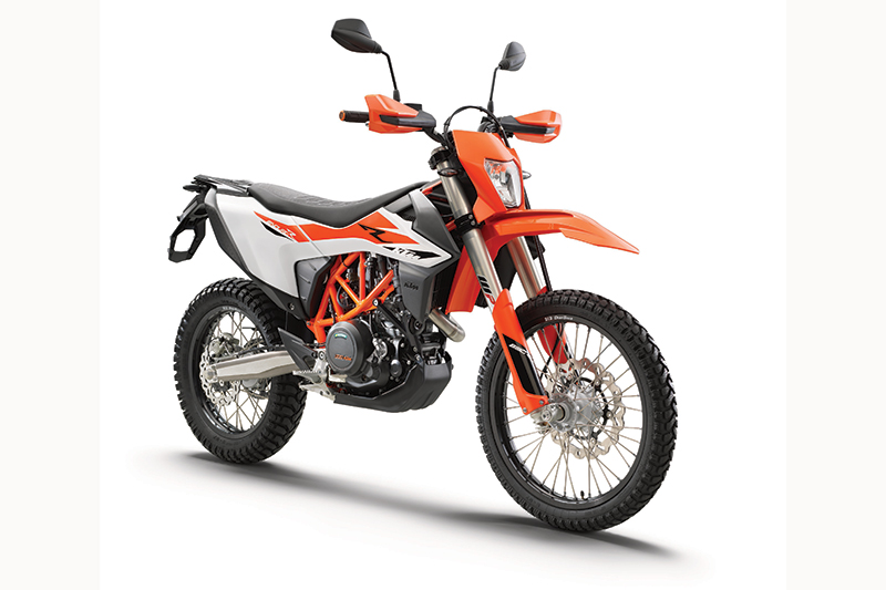 KTM 690 Enduro R 2025 powerful and versatile dual sport motorcycle
Image credit: KTM